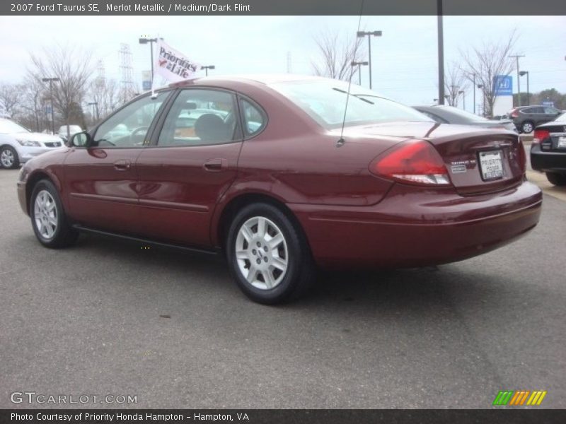 Merlot Metallic / Medium/Dark Flint 2007 Ford Taurus SE