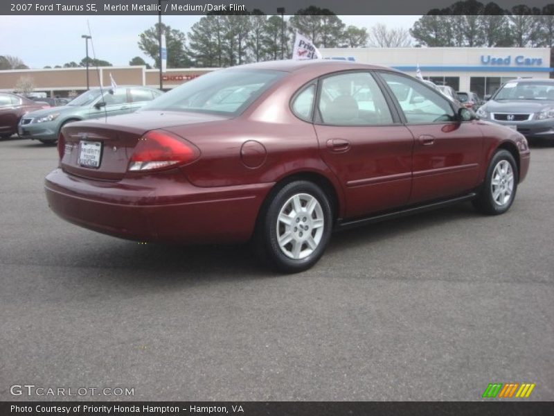 Merlot Metallic / Medium/Dark Flint 2007 Ford Taurus SE