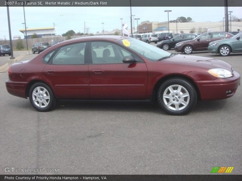 Merlot Metallic / Medium/Dark Flint 2007 Ford Taurus SE