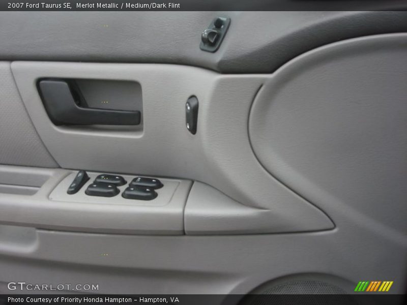 Merlot Metallic / Medium/Dark Flint 2007 Ford Taurus SE