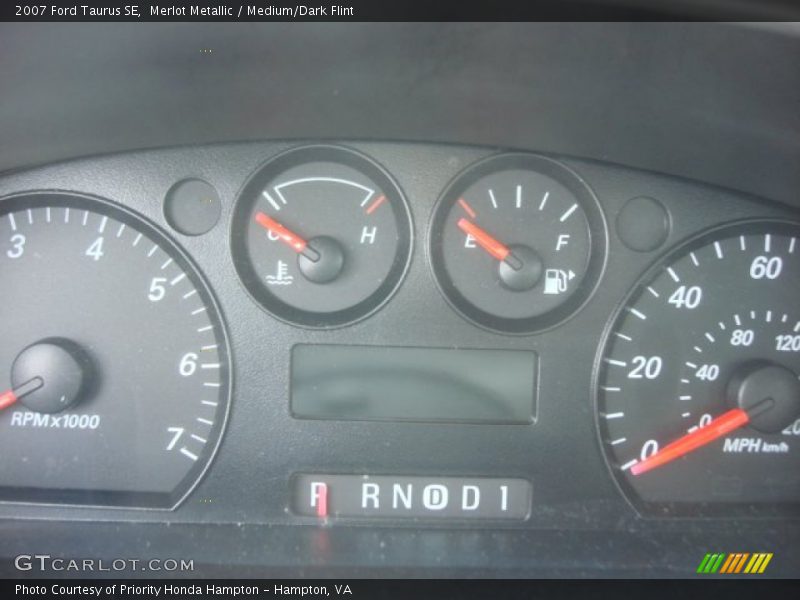 Merlot Metallic / Medium/Dark Flint 2007 Ford Taurus SE