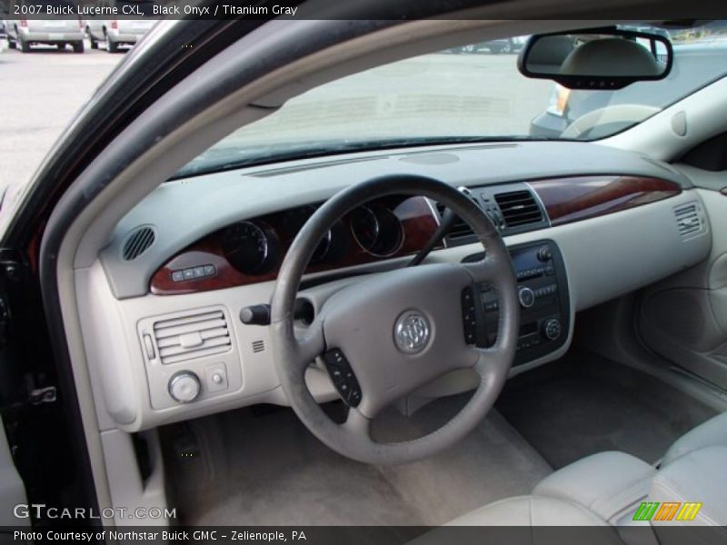 Black Onyx / Titanium Gray 2007 Buick Lucerne CXL