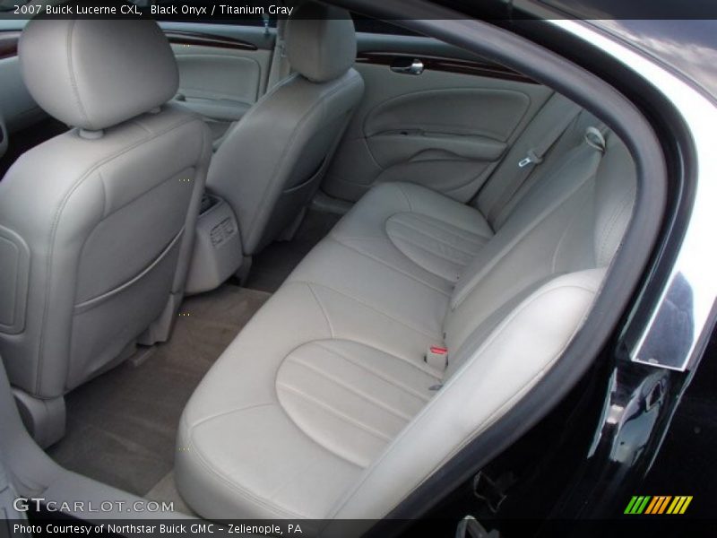 Black Onyx / Titanium Gray 2007 Buick Lucerne CXL