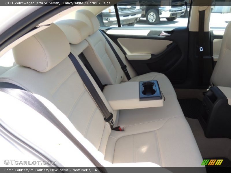 Candy White / Cornsilk Beige 2011 Volkswagen Jetta SE Sedan
