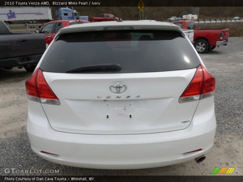 Blizzard White Pearl / Ivory 2010 Toyota Venza AWD