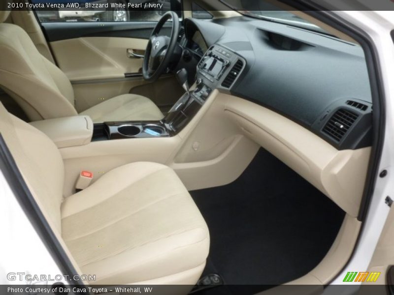 Blizzard White Pearl / Ivory 2010 Toyota Venza AWD