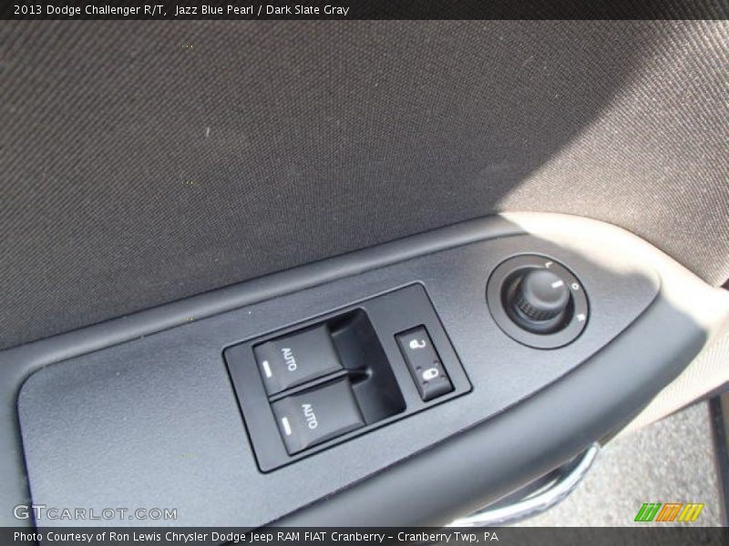 Jazz Blue Pearl / Dark Slate Gray 2013 Dodge Challenger R/T