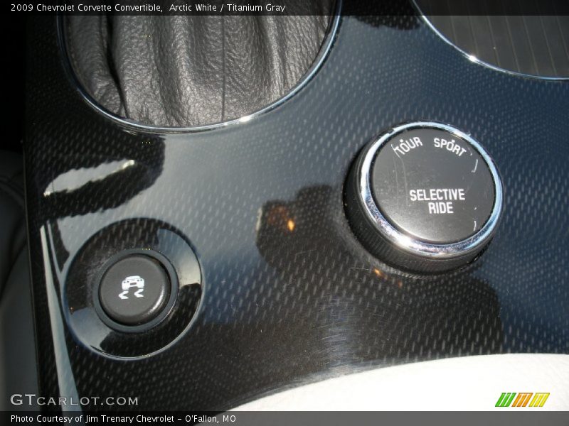 Controls of 2009 Corvette Convertible