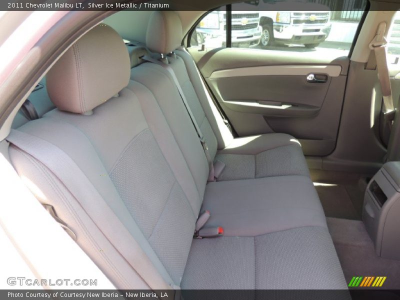 Silver Ice Metallic / Titanium 2011 Chevrolet Malibu LT