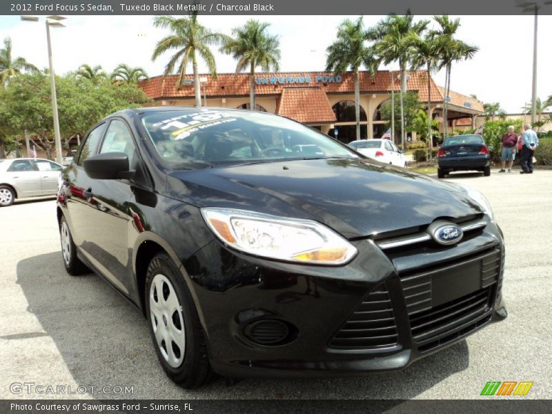 Tuxedo Black Metallic / Charcoal Black 2012 Ford Focus S Sedan