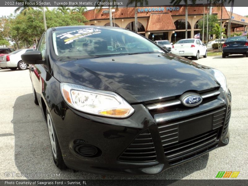Tuxedo Black Metallic / Charcoal Black 2012 Ford Focus S Sedan
