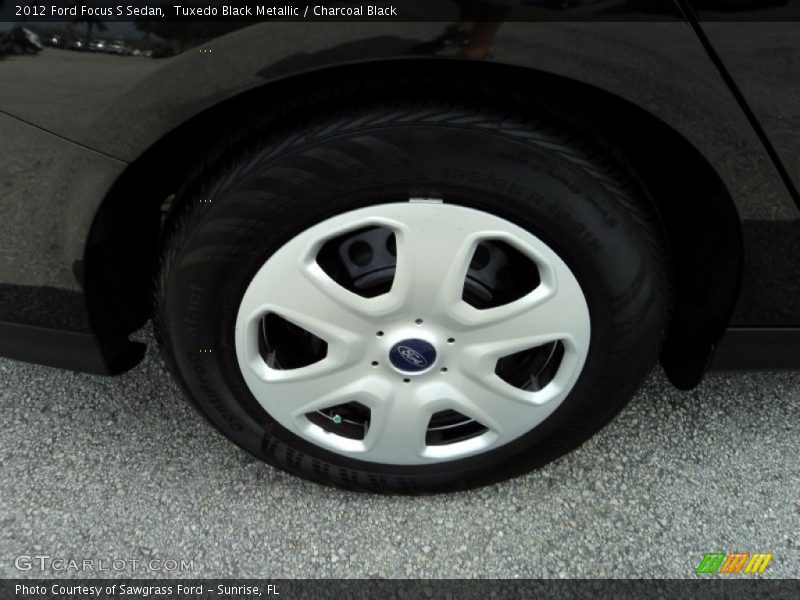Tuxedo Black Metallic / Charcoal Black 2012 Ford Focus S Sedan