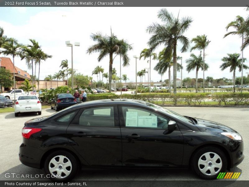 Tuxedo Black Metallic / Charcoal Black 2012 Ford Focus S Sedan