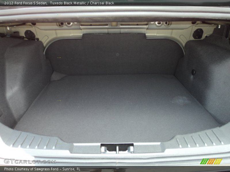 Tuxedo Black Metallic / Charcoal Black 2012 Ford Focus S Sedan