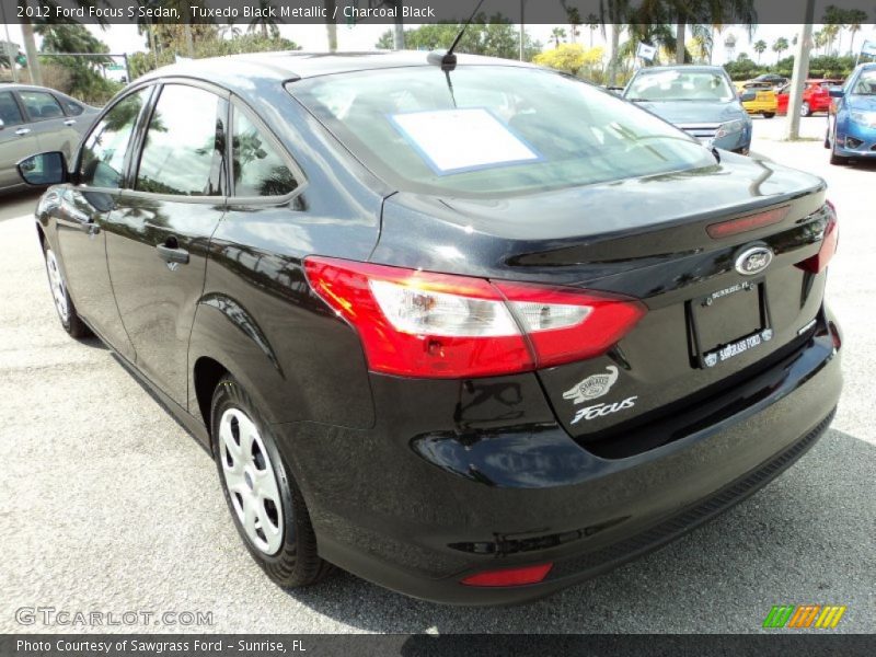 Tuxedo Black Metallic / Charcoal Black 2012 Ford Focus S Sedan