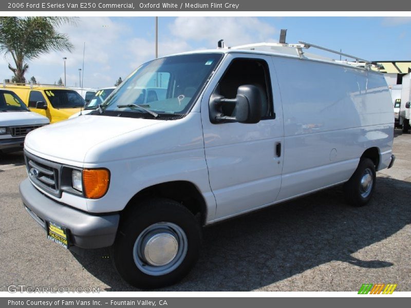 Oxford White / Medium Flint Grey 2006 Ford E Series Van E250 Commercial