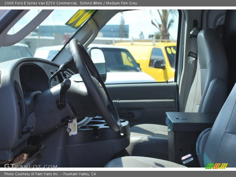 Oxford White / Medium Flint Grey 2006 Ford E Series Van E250 Commercial