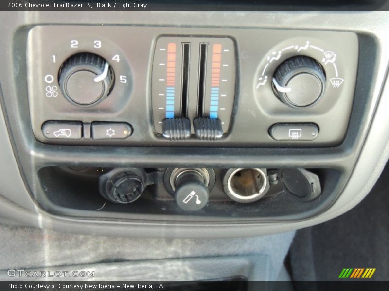 Black / Light Gray 2006 Chevrolet TrailBlazer LS