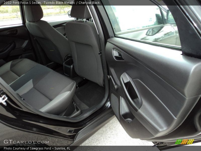 Tuxedo Black Metallic / Charcoal Black 2012 Ford Focus S Sedan
