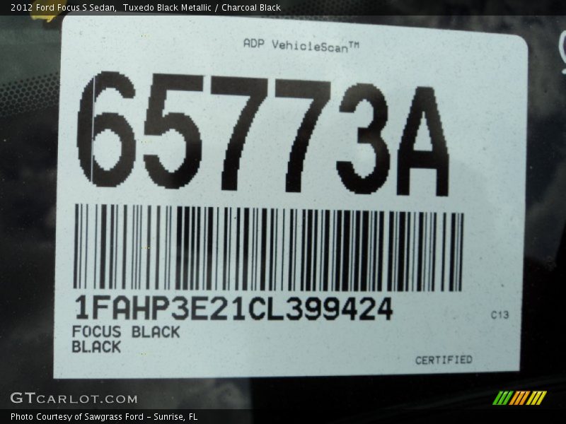 Tuxedo Black Metallic / Charcoal Black 2012 Ford Focus S Sedan