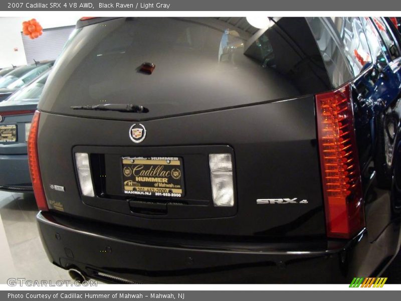 Black Raven / Light Gray 2007 Cadillac SRX 4 V8 AWD