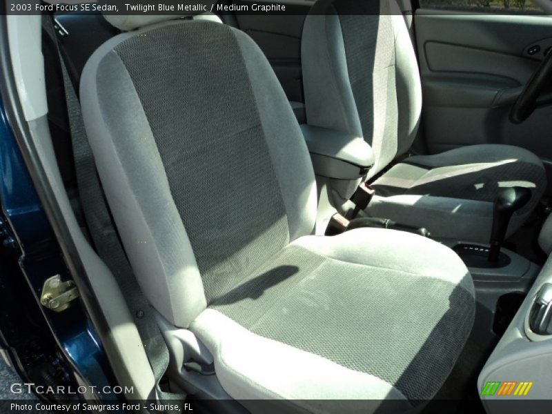 Twilight Blue Metallic / Medium Graphite 2003 Ford Focus SE Sedan