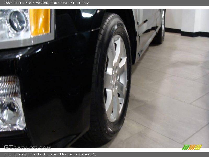 Black Raven / Light Gray 2007 Cadillac SRX 4 V8 AWD