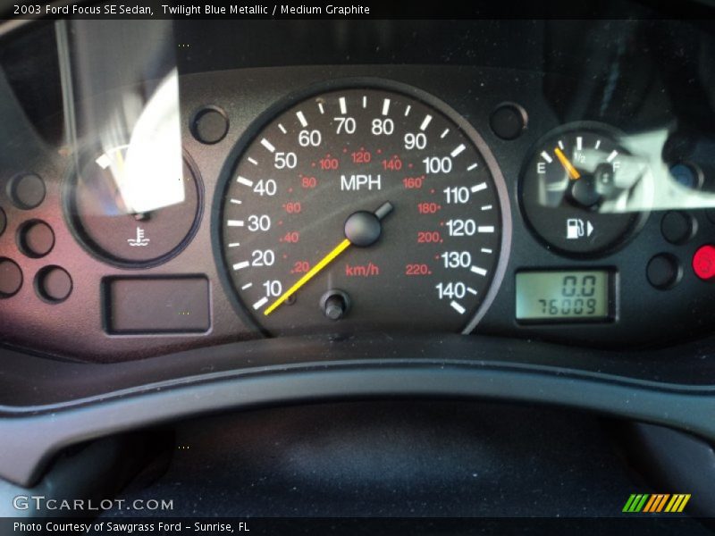  2003 Focus SE Sedan SE Sedan Gauges