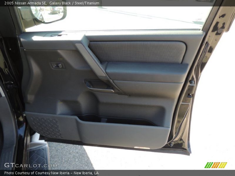 Galaxy Black / Steel/Titanium 2005 Nissan Armada SE