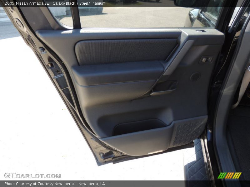 Galaxy Black / Steel/Titanium 2005 Nissan Armada SE