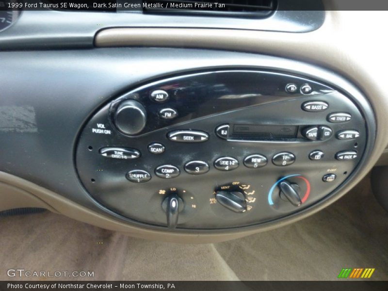 Controls of 1999 Taurus SE Wagon