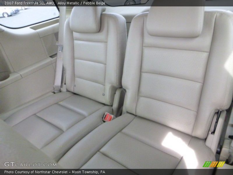 Alloy Metallic / Pebble Beige 2007 Ford Freestyle SEL AWD
