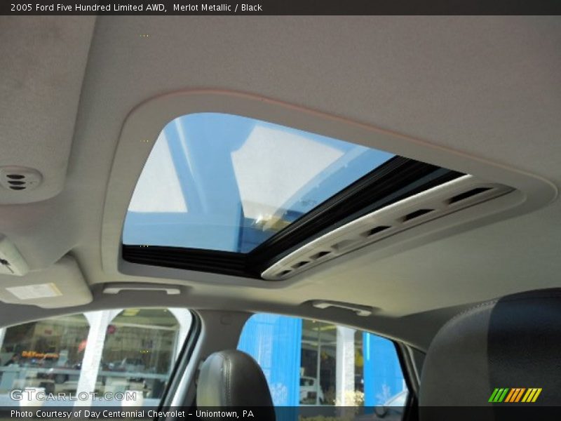Merlot Metallic / Black 2005 Ford Five Hundred Limited AWD