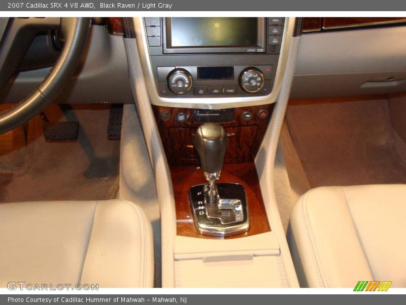 Black Raven / Light Gray 2007 Cadillac SRX 4 V8 AWD