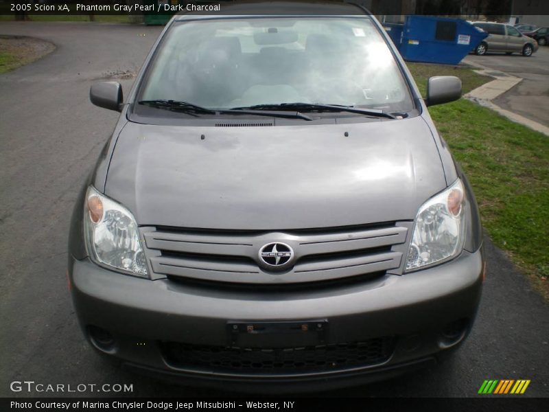Phantom Gray Pearl / Dark Charcoal 2005 Scion xA
