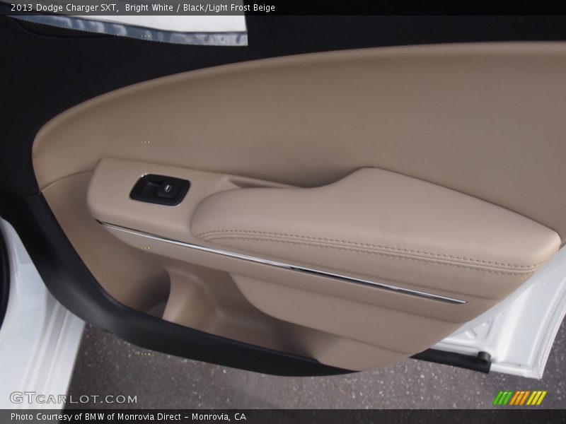 Bright White / Black/Light Frost Beige 2013 Dodge Charger SXT