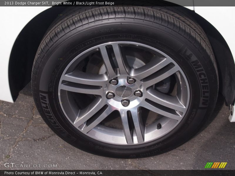 Bright White / Black/Light Frost Beige 2013 Dodge Charger SXT
