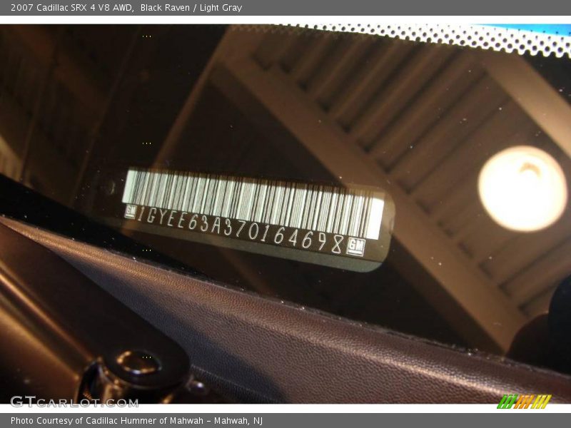 Black Raven / Light Gray 2007 Cadillac SRX 4 V8 AWD