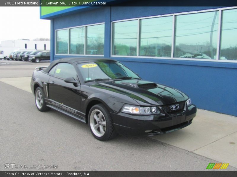 Front 3/4 View of 2001 Mustang GT Convertible