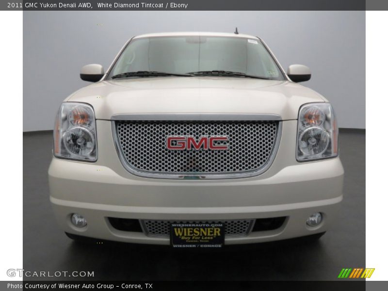 White Diamond Tintcoat / Ebony 2011 GMC Yukon Denali AWD
