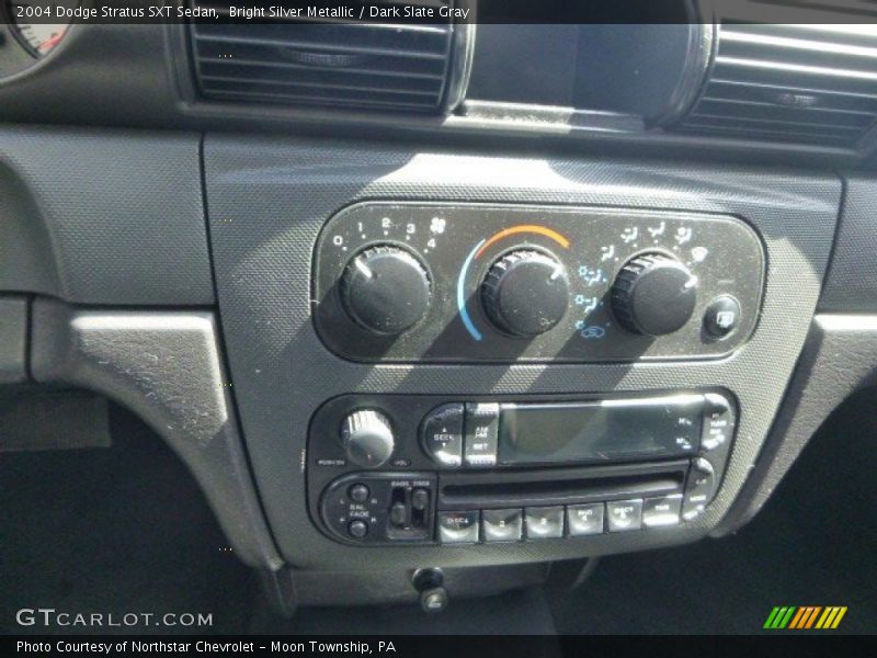Bright Silver Metallic / Dark Slate Gray 2004 Dodge Stratus SXT Sedan