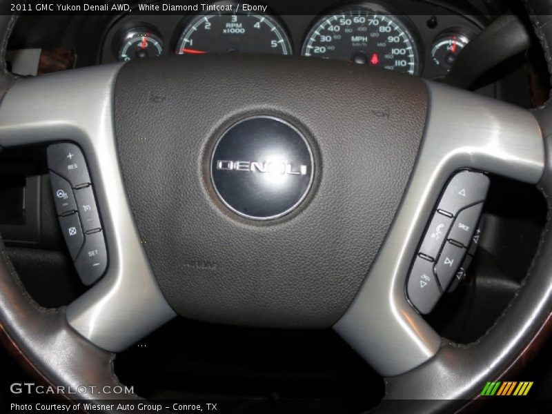 Controls of 2011 Yukon Denali AWD