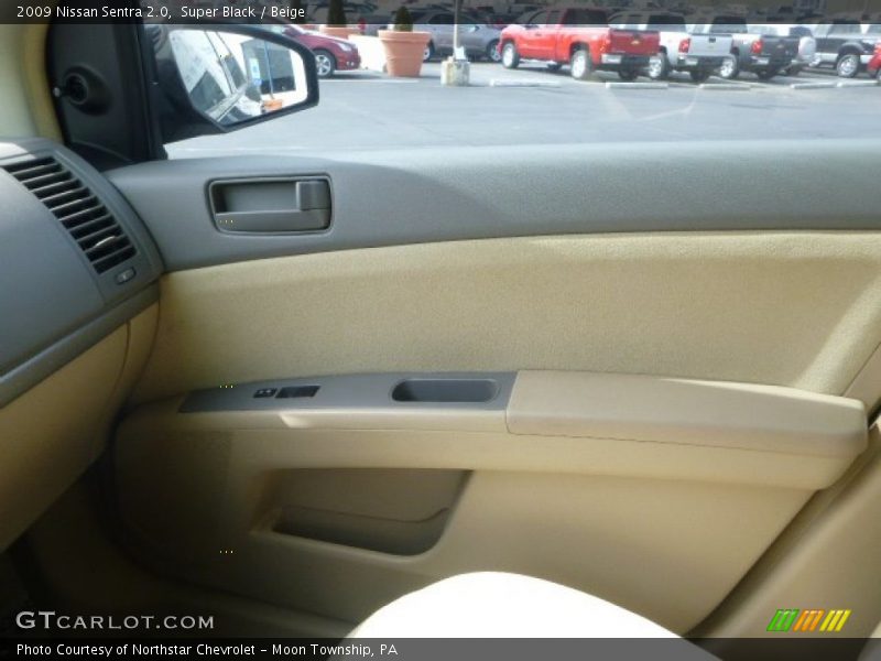 Super Black / Beige 2009 Nissan Sentra 2.0