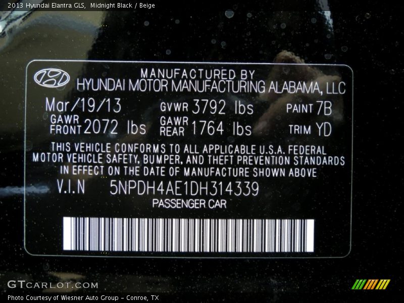 Midnight Black / Beige 2013 Hyundai Elantra GLS