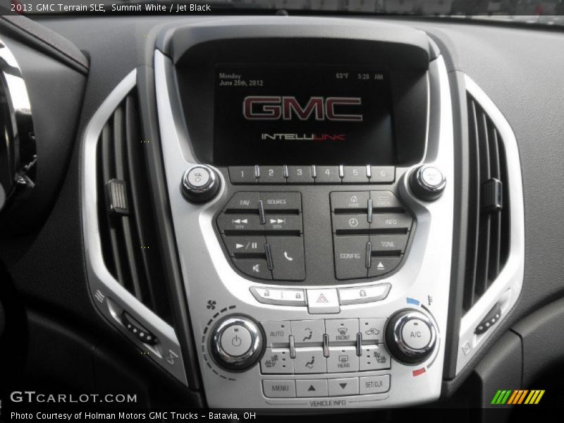Summit White / Jet Black 2013 GMC Terrain SLE