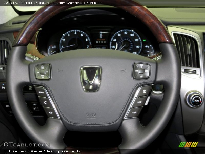  2013 Equus Signature Steering Wheel