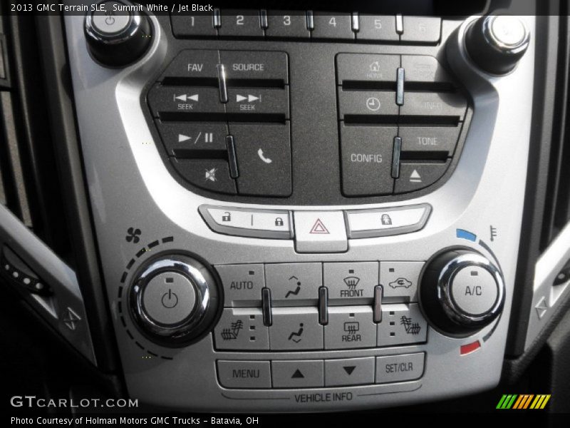 Summit White / Jet Black 2013 GMC Terrain SLE