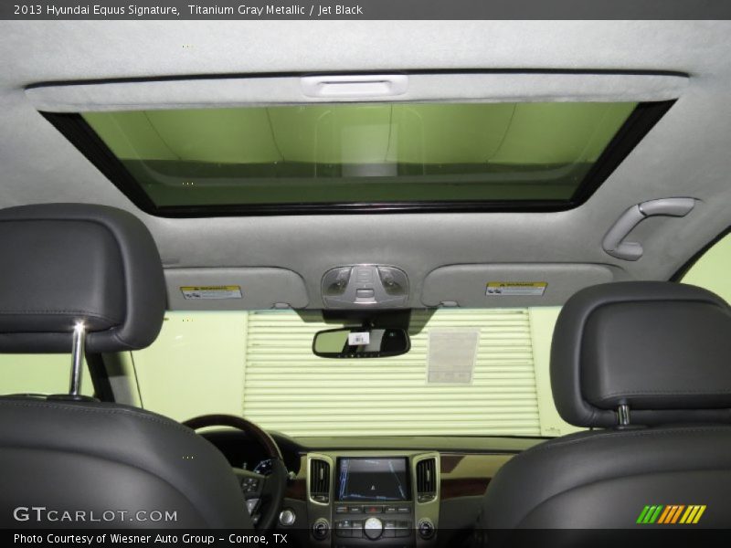 Sunroof of 2013 Equus Signature