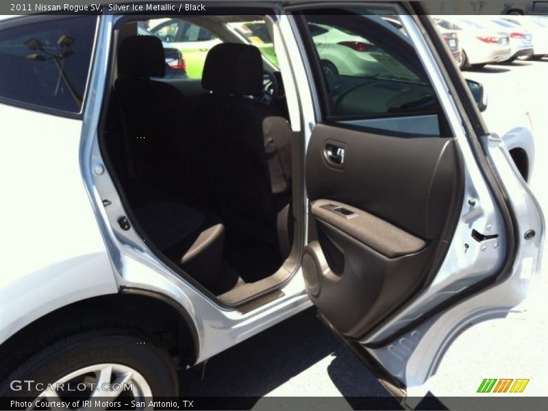 Silver Ice Metallic / Black 2011 Nissan Rogue SV