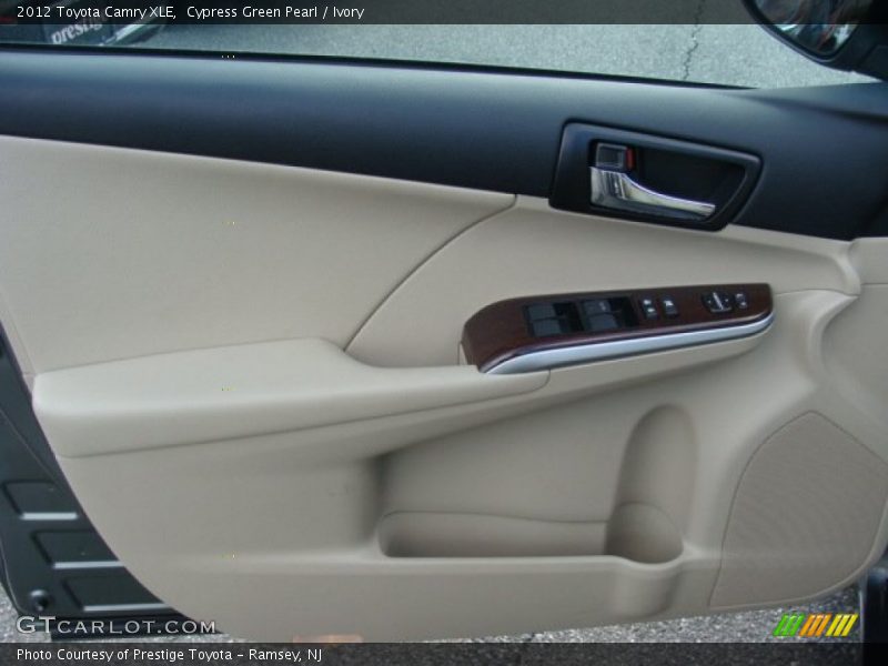 Cypress Green Pearl / Ivory 2012 Toyota Camry XLE